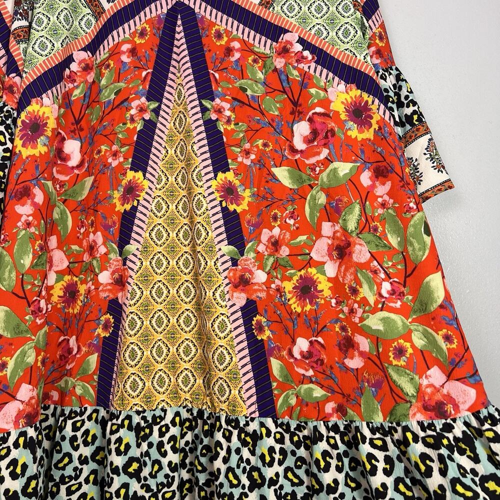 Umgee Women's Drama Bell Sleeve V Neck Tunic Sz S Oversized Colorful - Picture 5 of 10